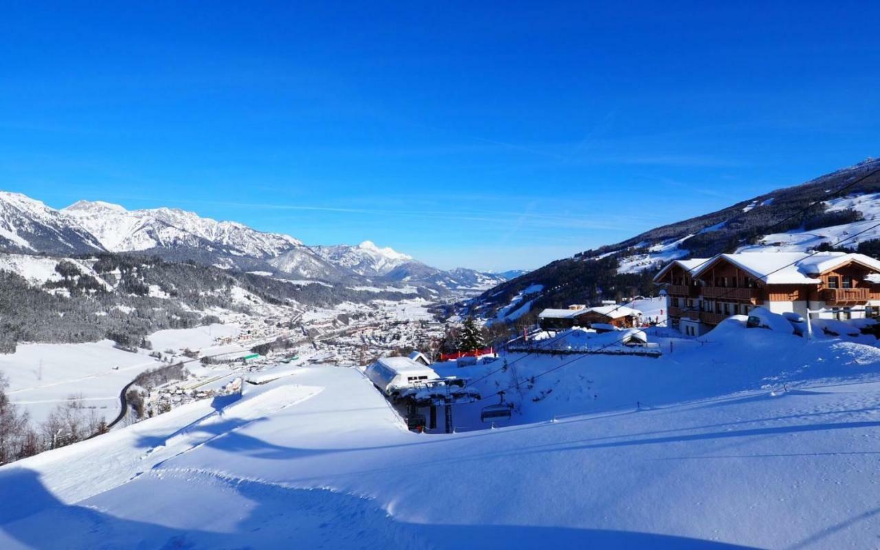 La Montana - Ski & Hiking Lodge Шладминг Экстерьер фото
